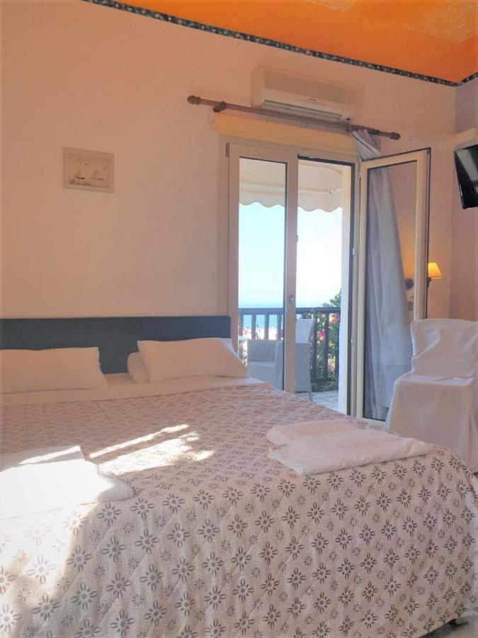Room Amariliz Hersonissos  Exteriör bild